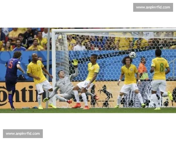 土伦杯季军赛半场：亚历山大 - 林格瓦拉对轰 墨西哥 U20 暂 1-1 丹麦 U20