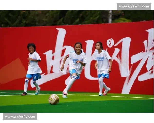 陈梦自曝理想求婚场景：足球场万人见证，浪漫与热血交织